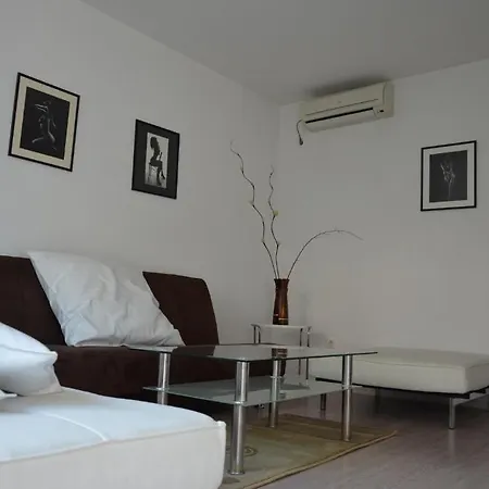 Bulhotel Pritzker Apartment *
