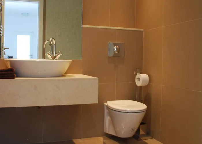 Апартамент Bulhotel Pritzker